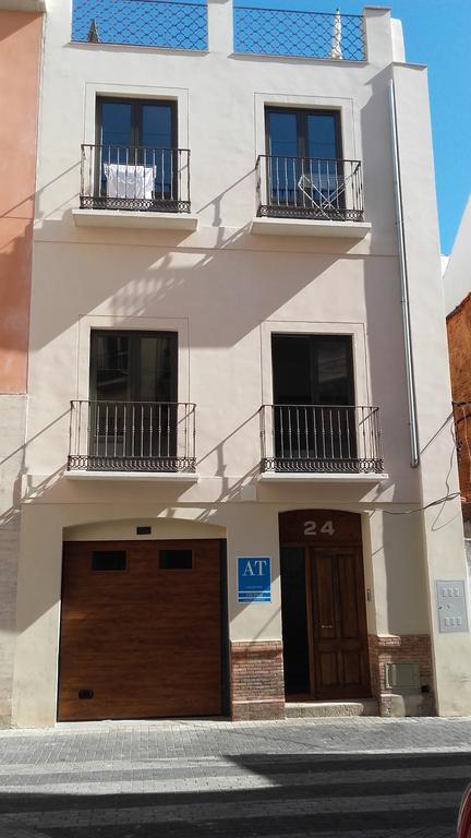 Malaga Apartamentos - Nuno Gomez, 24 מראה חיצוני תמונה