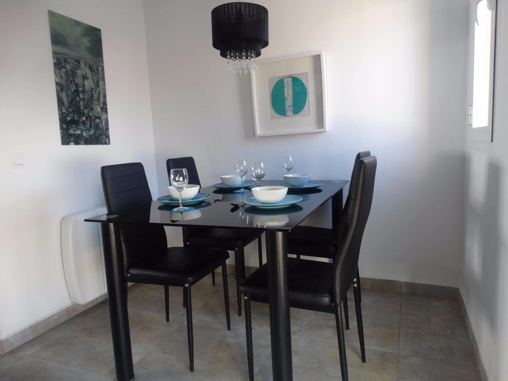 Malaga Apartamentos - Nuno Gomez, 24 מראה חיצוני תמונה